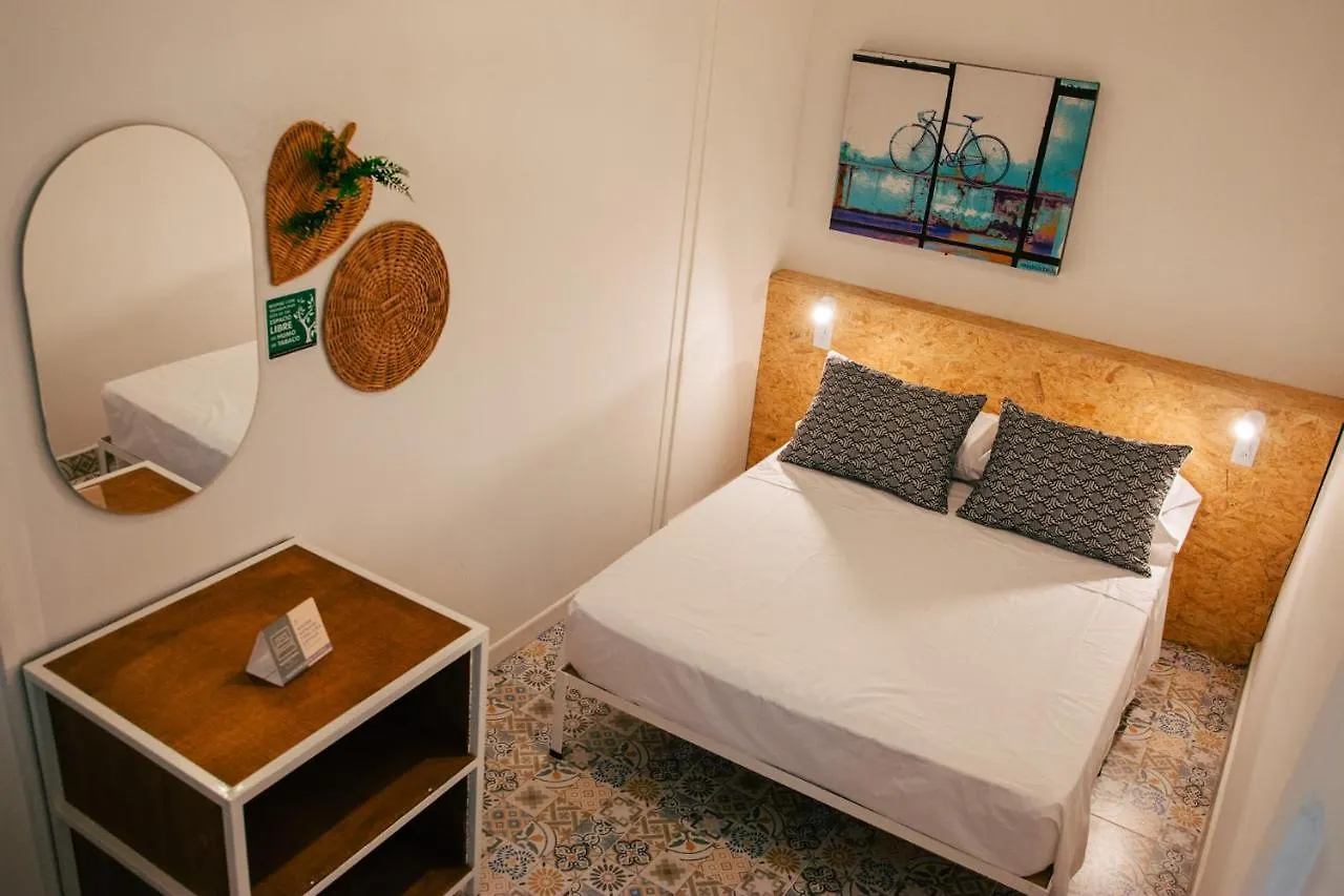 Cordova Hostel 메딜린