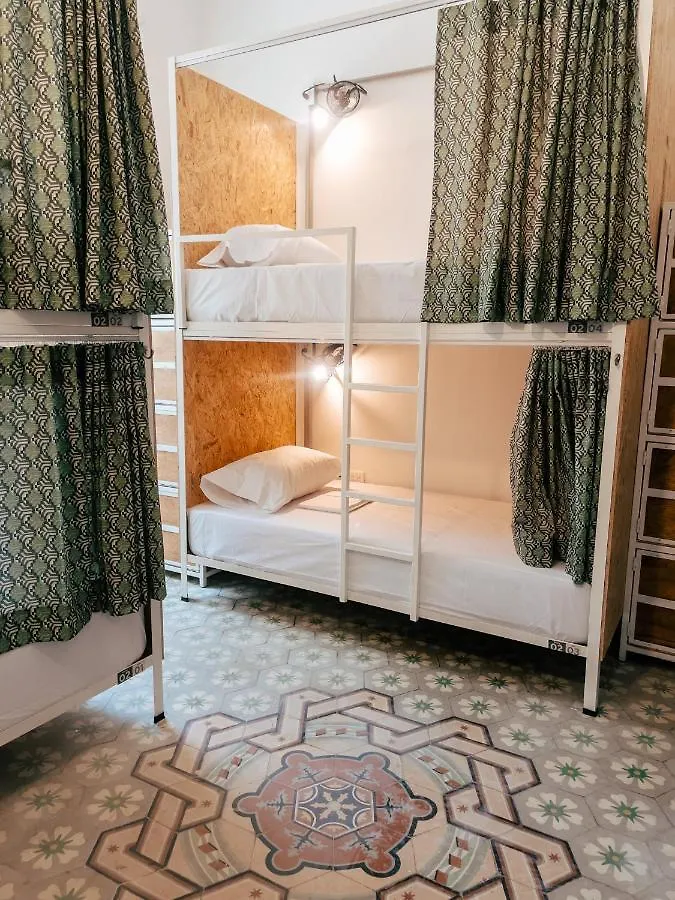 Cordova Hostel Medellin 0*,  Colombia
