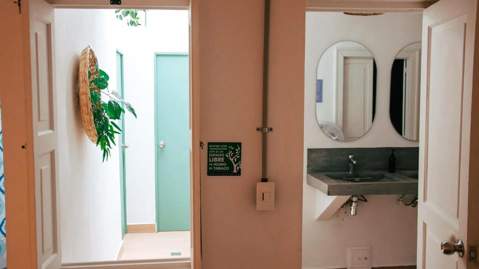 Cordova Hostel Medellin