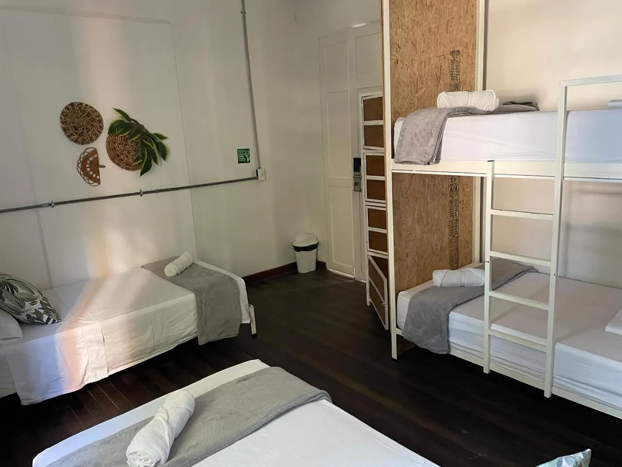 Cordova Hostel Medellin 0*,  Colombia